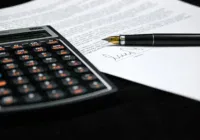 Kredyt we frankach: pięć pytań, na które odpowiedziały sądy